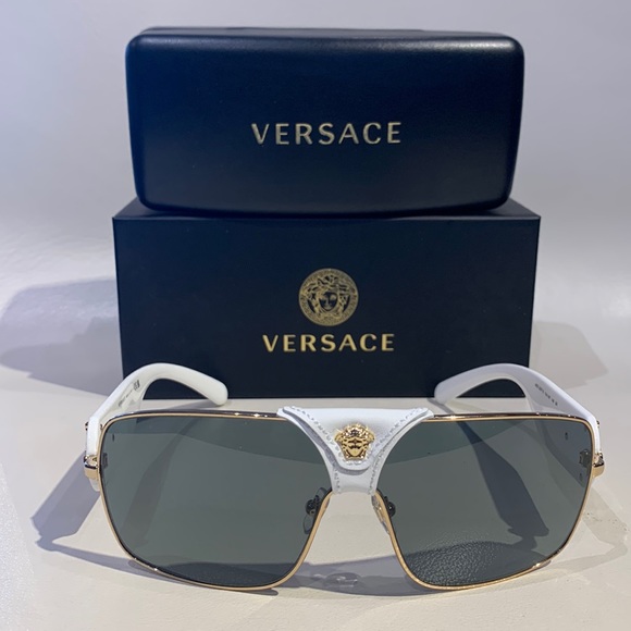 Versace Other - New Authentic Men’s Versace Sunglasses